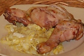 Pulpe de pui la grill cu salata de varza