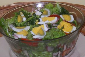 Salata verde cu oua