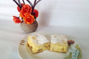 Placinta cu branza dulce si stafide