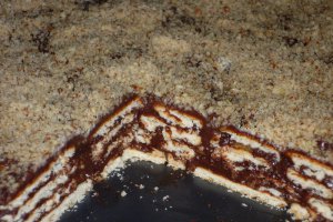 Tort de biscuiti cu ciocolata si nuci