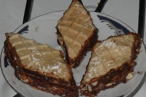Foi de napolitana cu crema de biscuiti