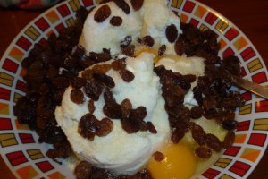 Placinta cu ricotta, mere si stafide