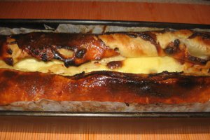 Rulada cu branza dulce de vaci si stafide