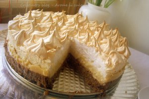 Tarta cu lamaie si bezea