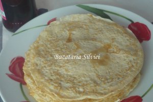 Clatite cu gem sau dulceata