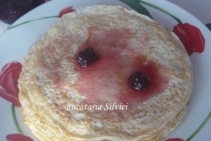 Clatite cu gem sau dulceata