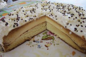 Tort cu crema de zahar ars