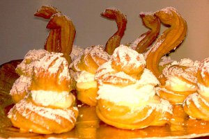 Lebede si pasta choux