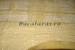 Pateuri rapide cu branza feta
