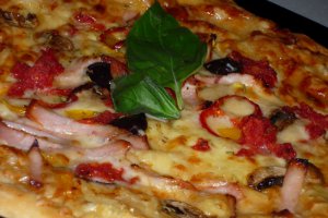 Pizza " Quatro formaggi"