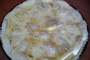 Tartă cu mere cu aromă de scorţişoară şi portocală