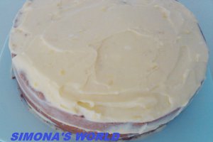 Tort de nuca si crema de vanilie