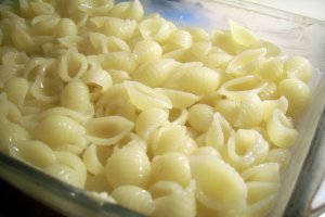 Conchigli cu branza la cuptor