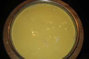 Placinta cu branza dulce si stafide