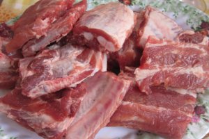Coasta de porc la cuptor