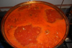 Ciorba de rosii cu carne de porc