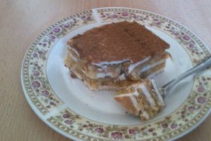 Desert cu biscuiti si mere