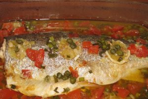 Pastrav somonat cu legume la cuptor