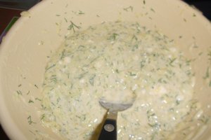 Chiftelute de dovlecei cu branza feta