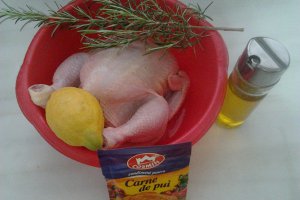 Pui rotisat umplut cu bacon