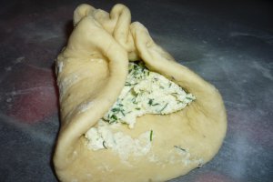 Placintele cu branza feta