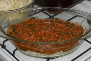Varza in straturi cu carne tocata