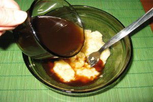Desertul bucatarasului pofticios: banane cu cafea si iaurt