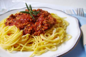 Spaghete cu carne de porc