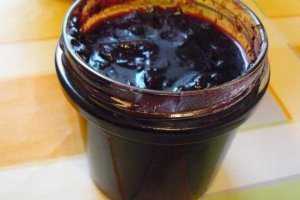 Chec rapid cu dulceaţă si fructe