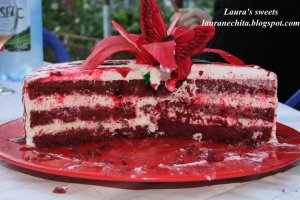 Tort rosu