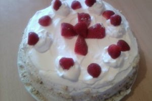 Tort cu frisca