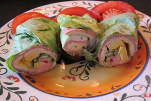 Rulouri de salata verde