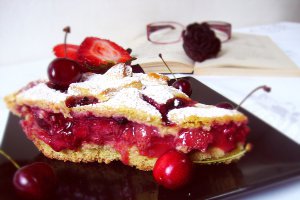 Tartă crocantă cu fructe