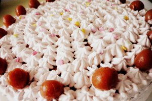 Tort cu crema de iaurt