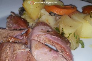 Curcan la cuptor cu legume