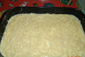 Macaroane cu branza si stafide