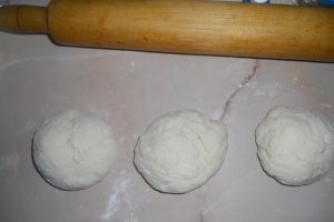 Melci cu usturoi si ierburi aromate
