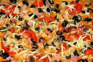 Pizza cu branza de burduf