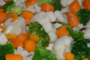 Brocoli si conopida cu sunca  la tava