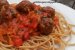 Spaghete cu chiftele si sos de rosii-5