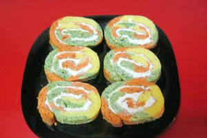 Rulada aperitiv tricolora