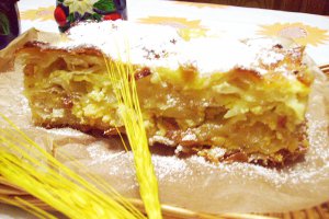 Plăcintă cu brânză dulce