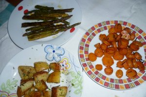 Pulpe de pui cu legume sotate