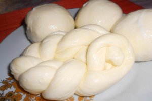 Mozzarella de casa (varianta rapida)