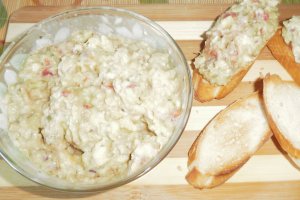 Bruschete cu Guacamole