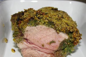 Friptura de porc cu crusta de verdeata