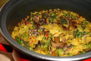 Orez cu legume, ciuperci si brocoli