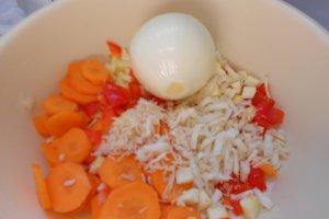 Ciorba de fasole pastai cu piept de pui