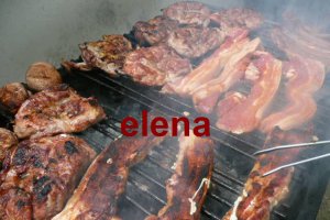 Gratar din carne de porc ,pui si ciuperci