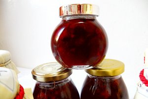 Dulceaţă de vişine